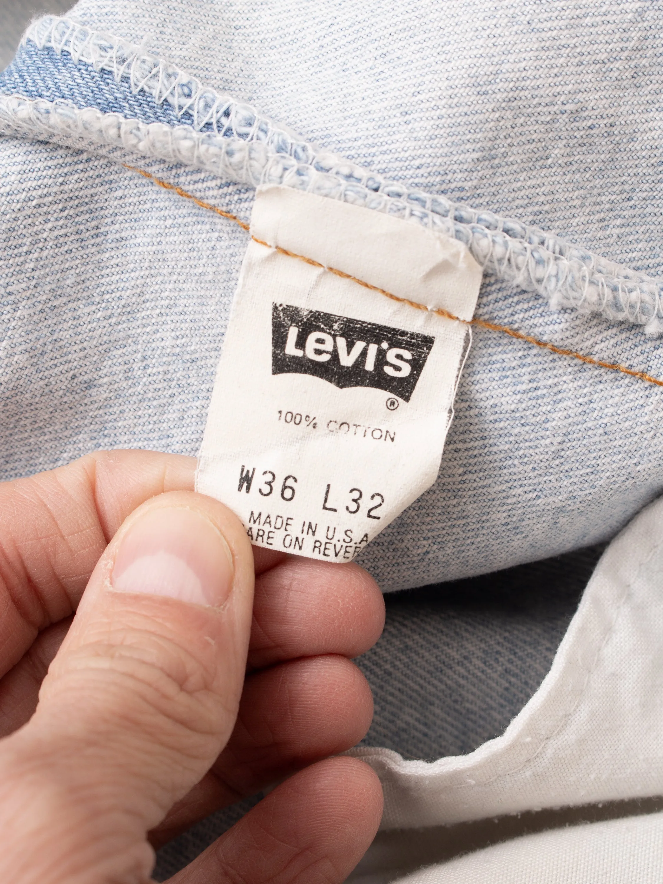 No. 44 Vintage 90's Made in USA Levi's 501 Jeans W36/L32