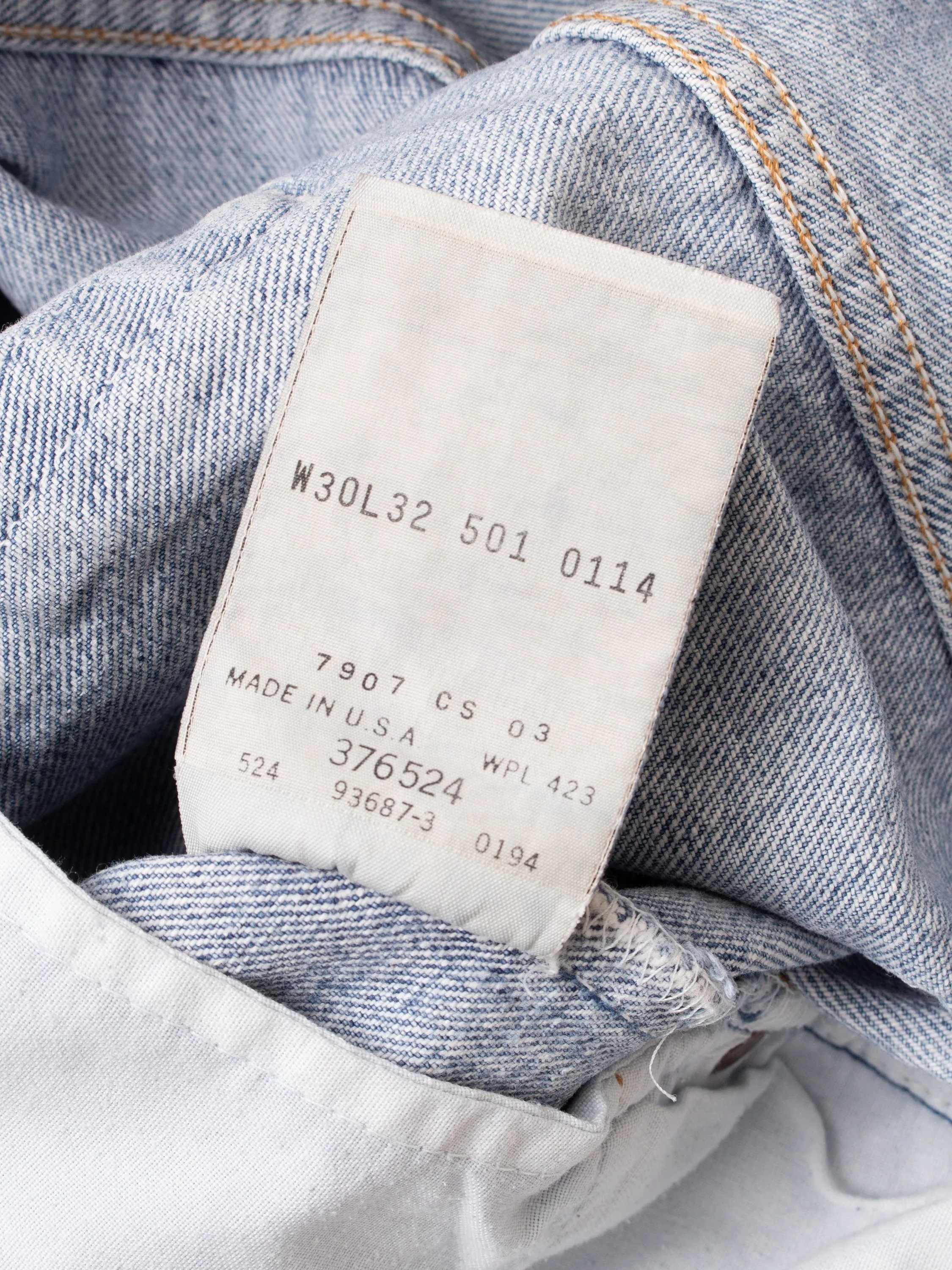 No. 53 Vintage 90's Made in USA Levi's 501 Jeans W30/L32