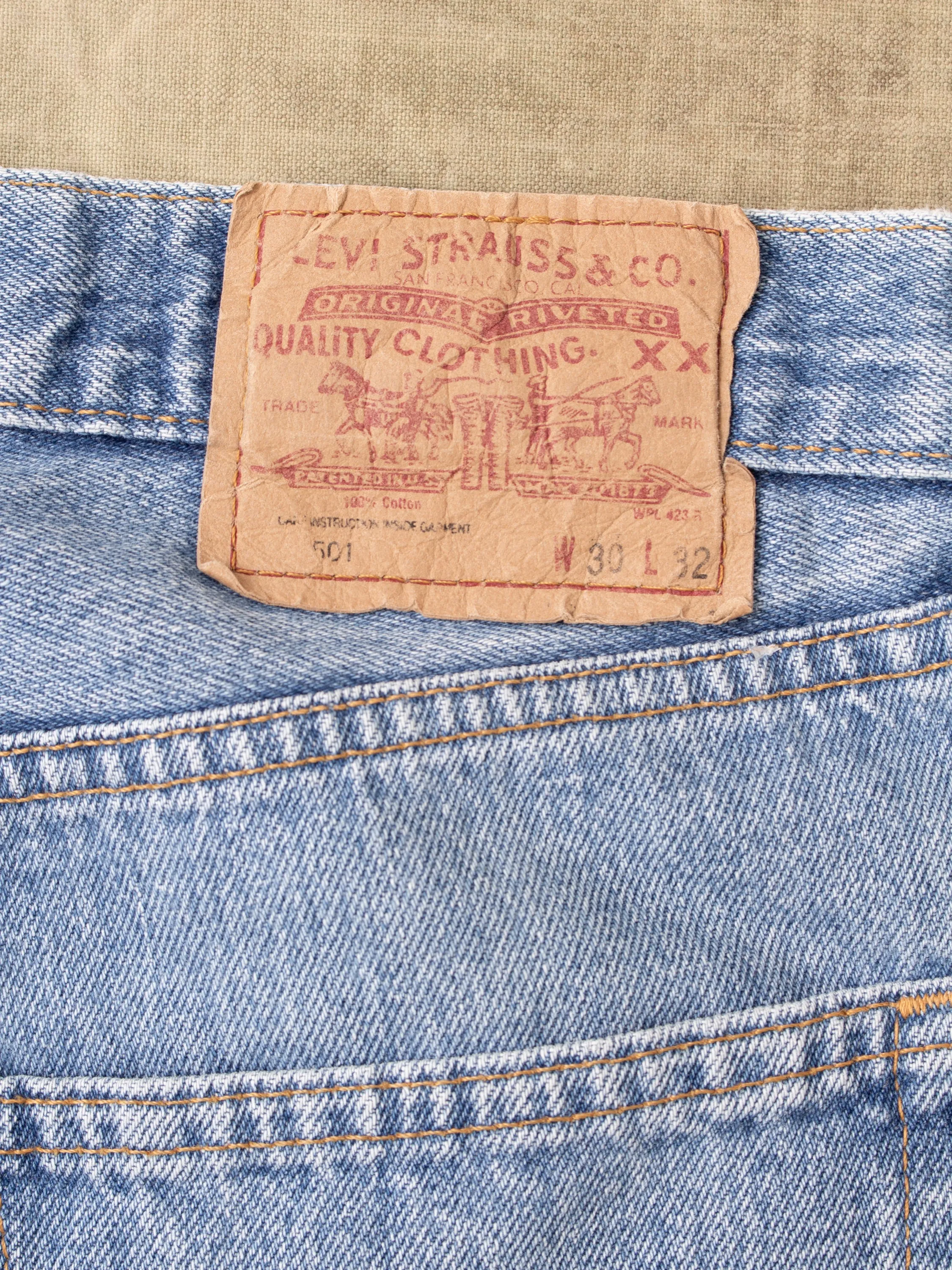No. 53 Vintage 90's Made in USA Levi's 501 Jeans W30/L32