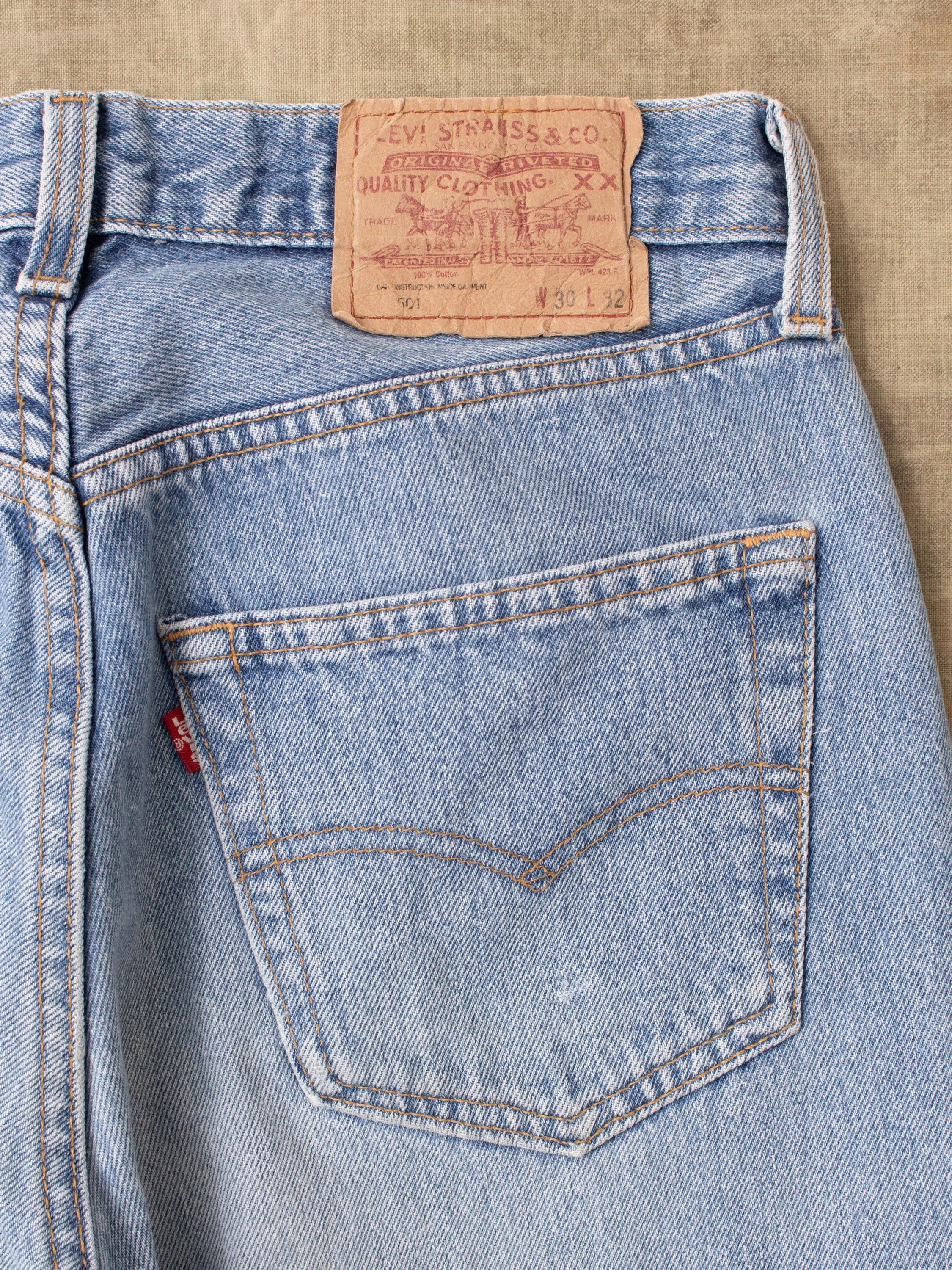 No. 53 Vintage 90's Made in USA Levi's 501 Jeans W30/L32