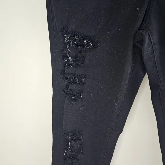 NWT FRAME Le Skinny De Jeanne Black Distressed Jeans Size 28