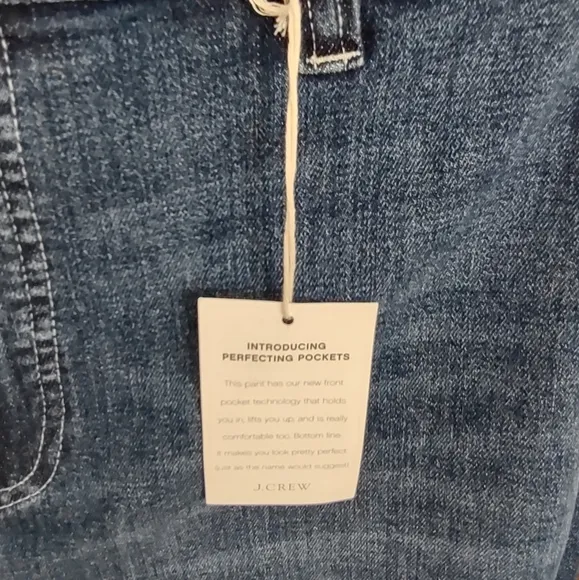 NWT JCrew Perfecting Pockets High Rise Wide Leg Cropped jeans - size 31