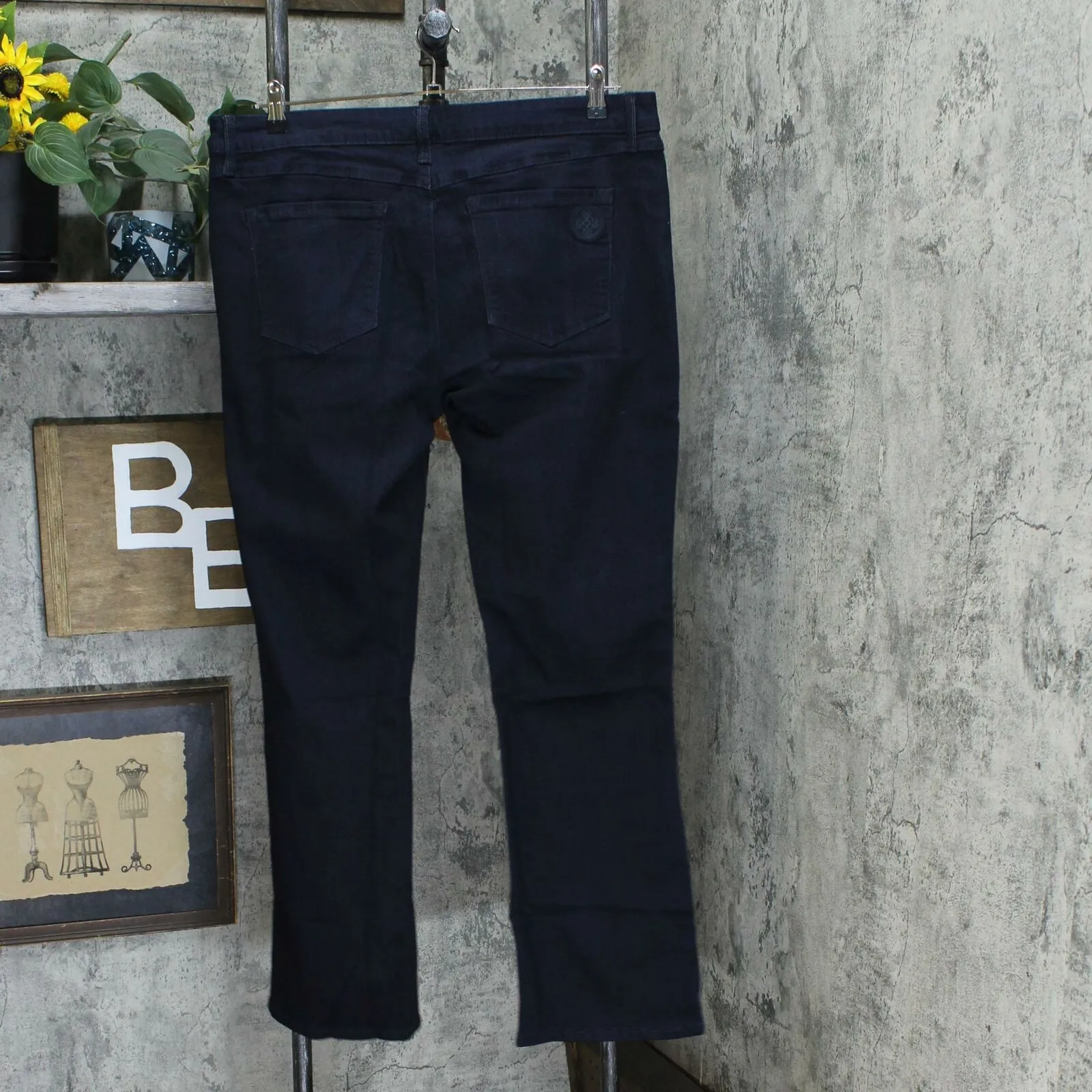 NWT Laurie Felt Silky Denim Pull-On Baby Bell Jeans. A355004 X-Small