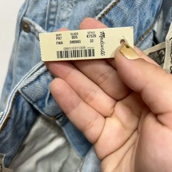 NWT Madewell The Curvy Perfect Vintage Jean Chesthunt Wash 32