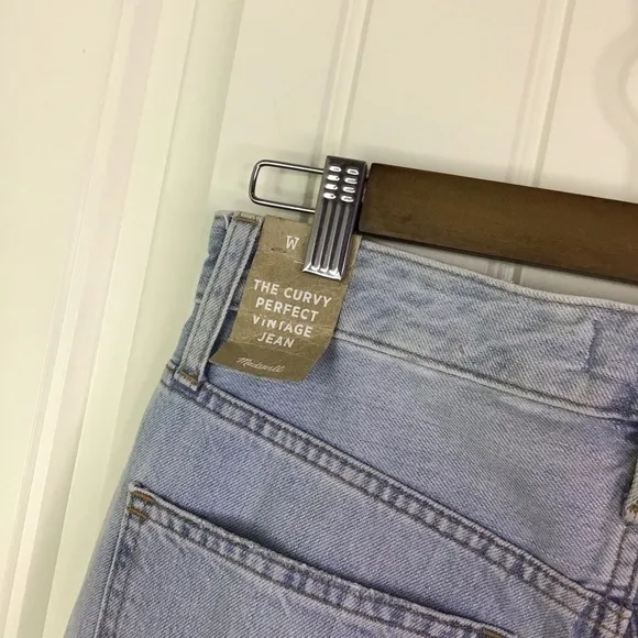NWT Madewell The Curvy Perfect Vintage Jean Size 27.