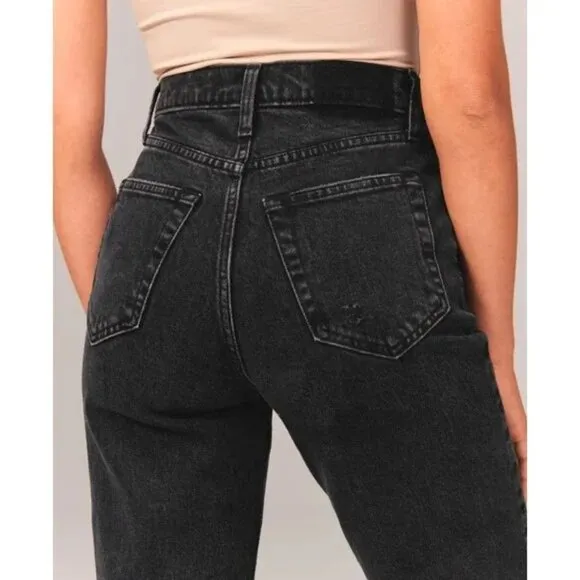 NWT Womens Plus Size 22 SHORT Abercrombie &amp; Fitch 90’s Straight High Rise Jeans