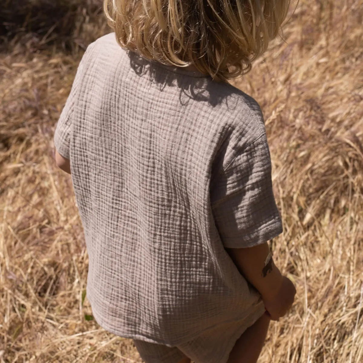 Olive Shirt - Kurzarm Shirt Musselin aus 100% Bio-Baumwolle