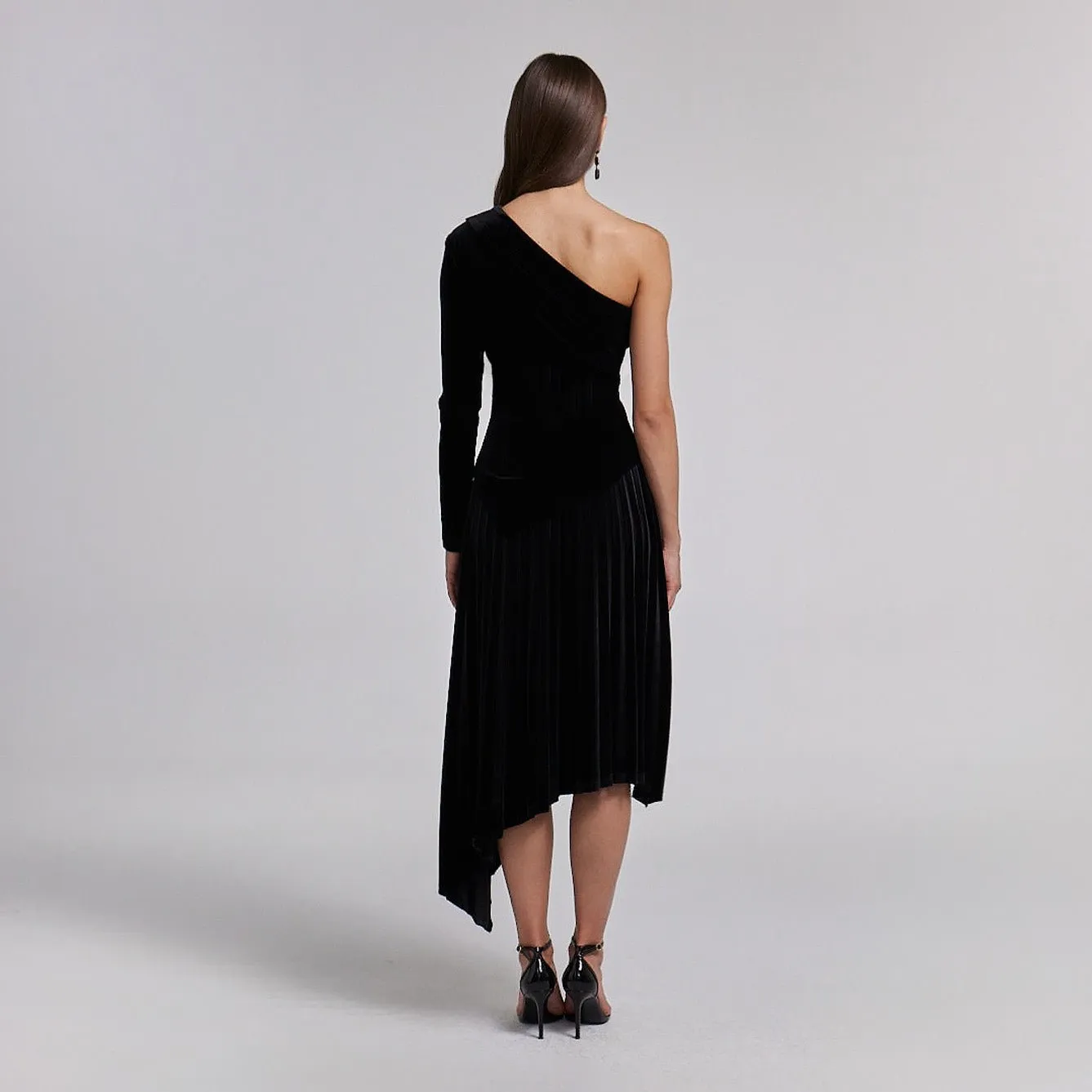 One-Shoulder Velvet Dress with Asymmetric Hemline