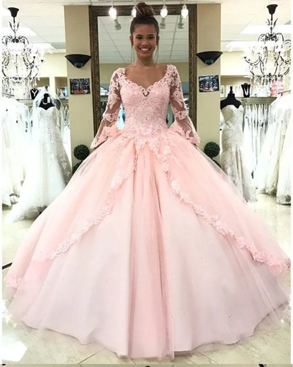 Princess Ball Gown Quinceanera Dresses Lace Appliques Pink Vintage Long Sleeves Tulle Sweet 15 Dress