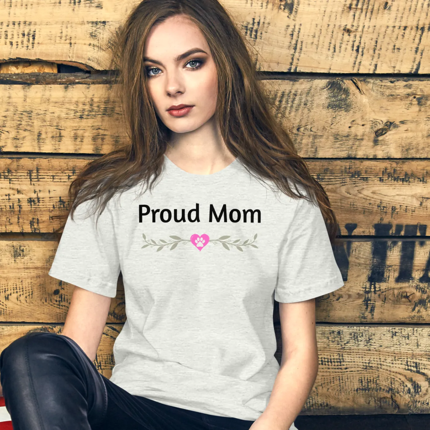 Proud Dog Mom T-Shirt - Light