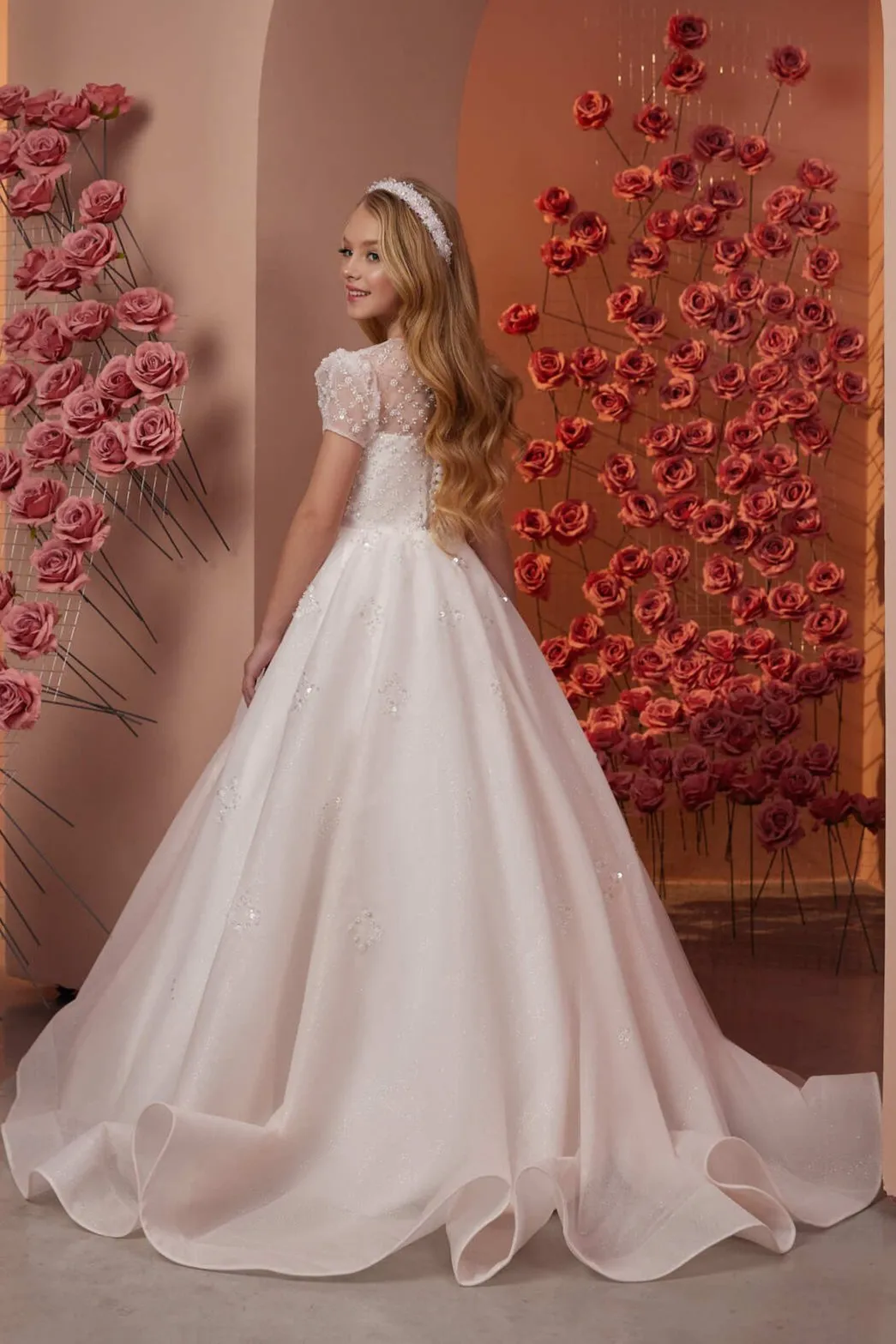 Radiant Heart-Shaped Elegance Dress