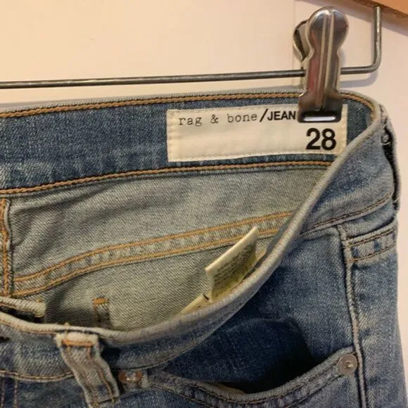 Rag &amp; Bone 10 inch stove pipe straight jeans 28