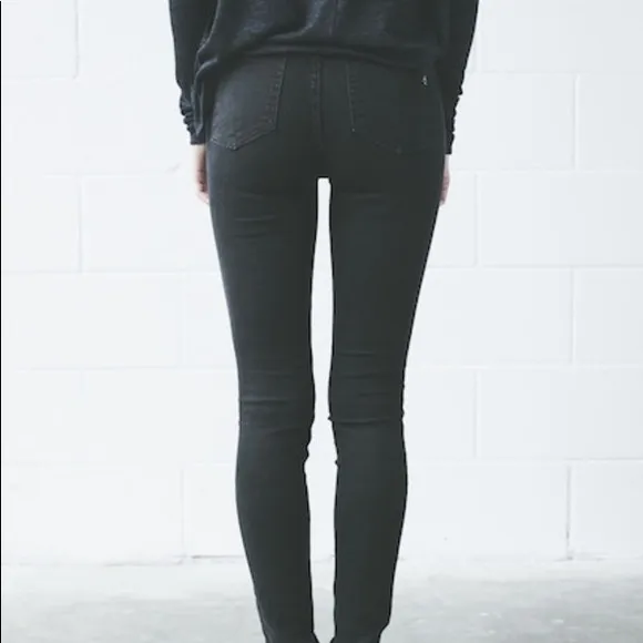 Rag &amp; Bone Jeans. 10” Skinny. EUC.