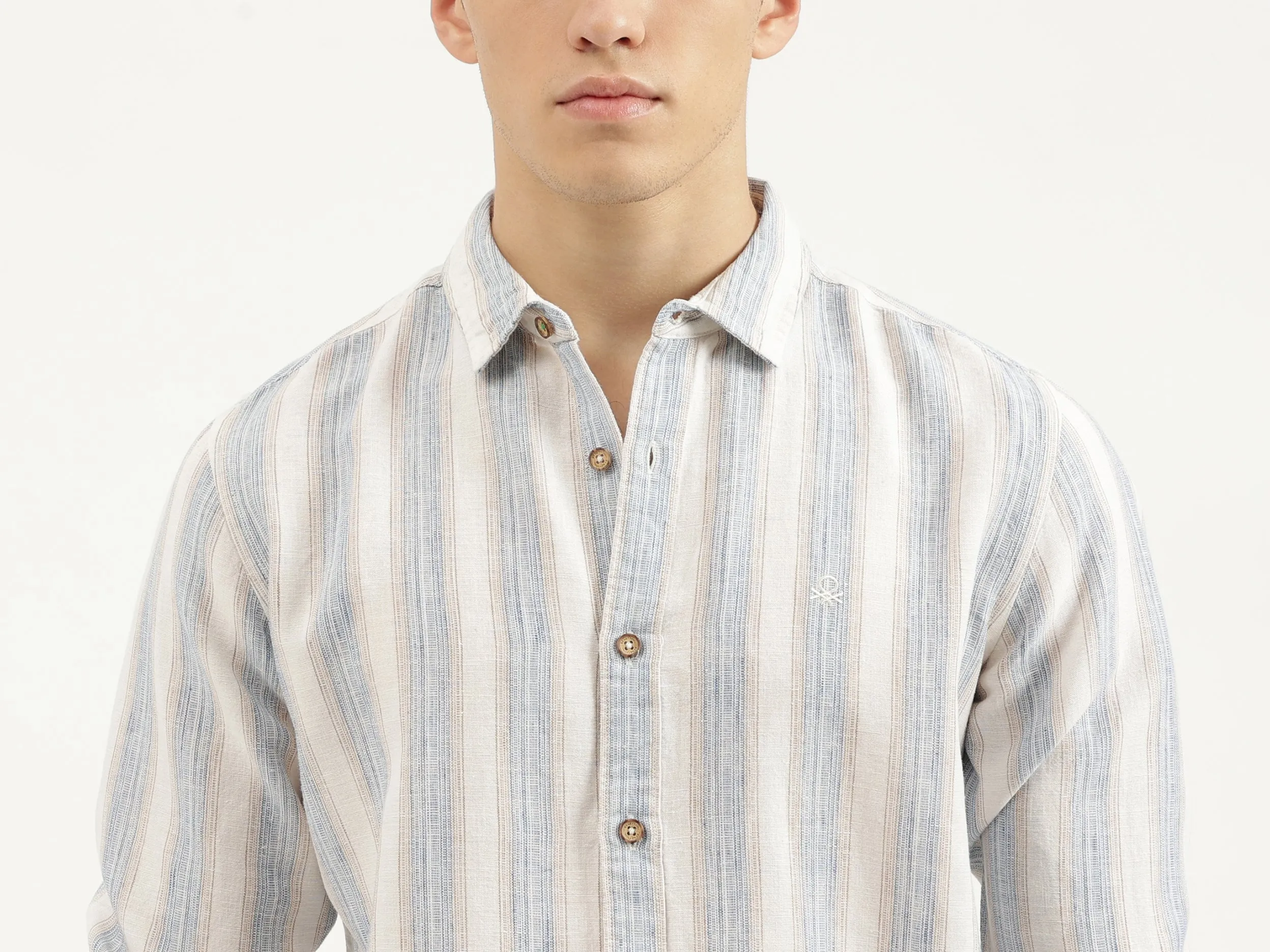 Regular Fit Spread Collar Striped Shirts
