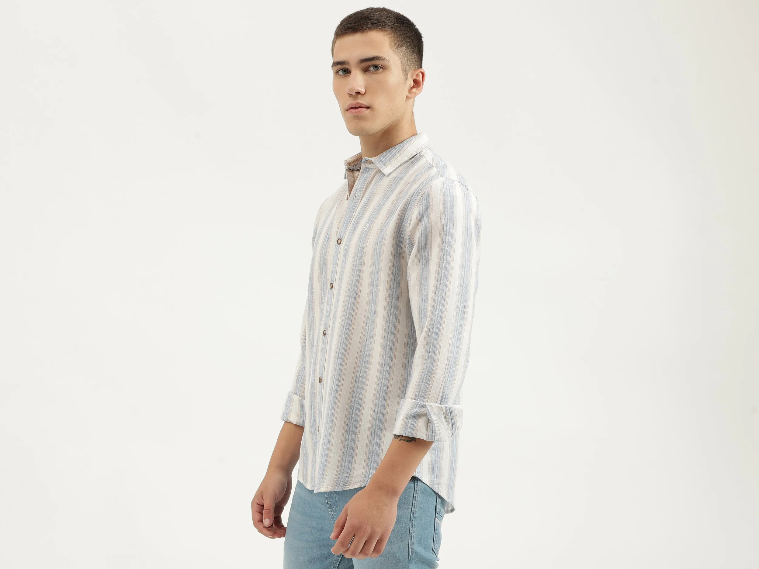 Regular Fit Spread Collar Striped Shirts