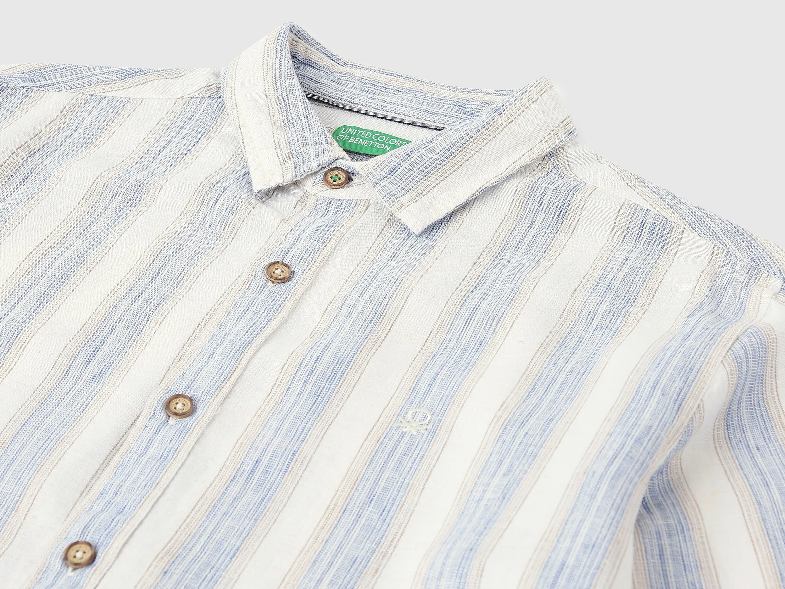 Regular Fit Spread Collar Striped Shirts