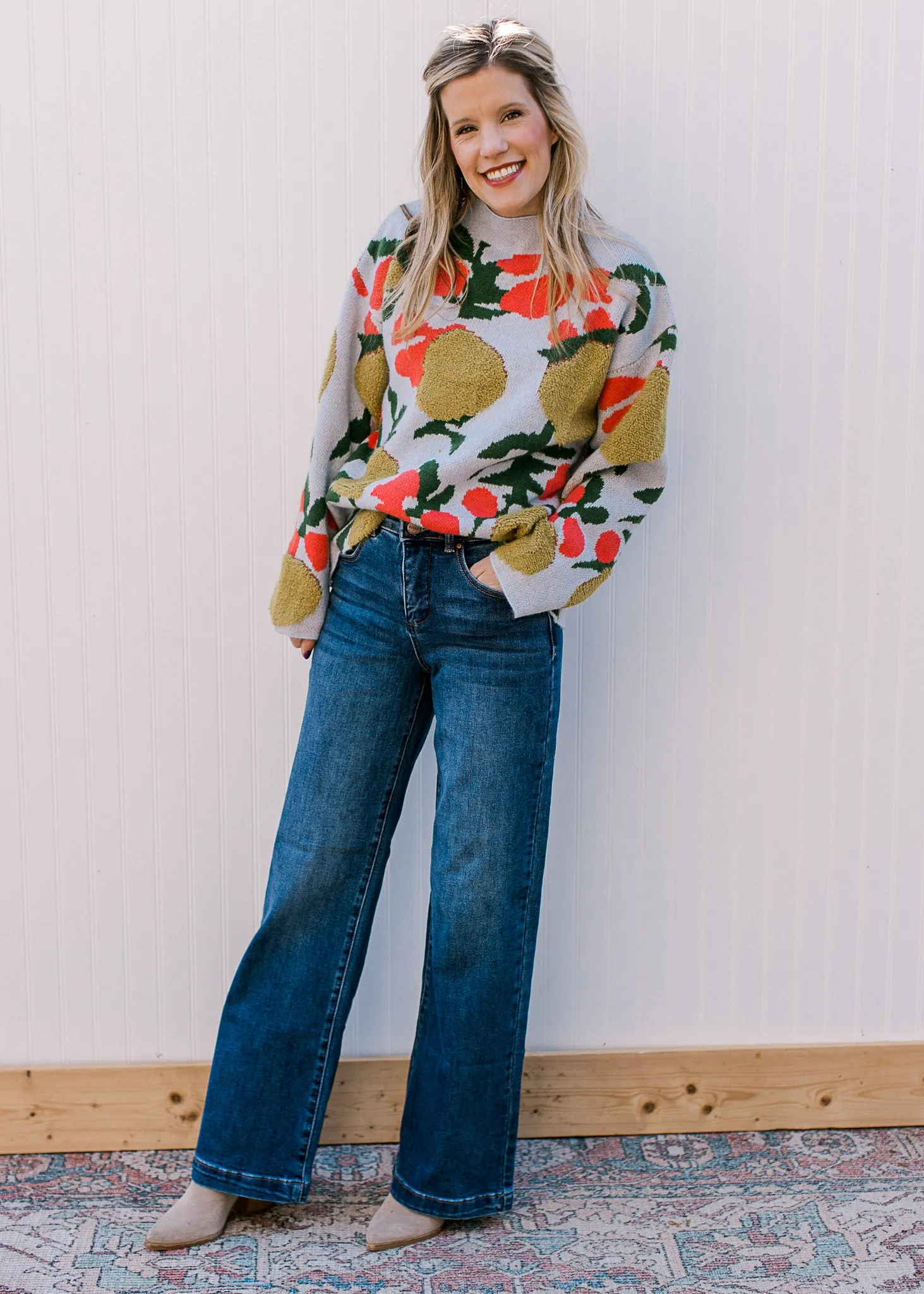 Risen Waist Detail Jeans