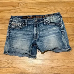 Rock Revival Celinda Easy 4.5&quot; Shorts Size 36