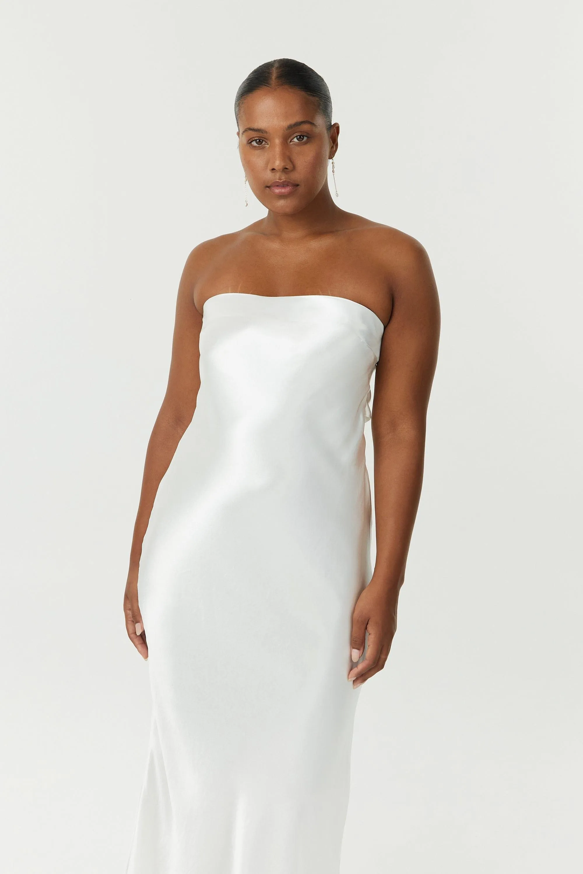 SATIN TIE BACK STRAPLESS MAXI | POWDER WHITE