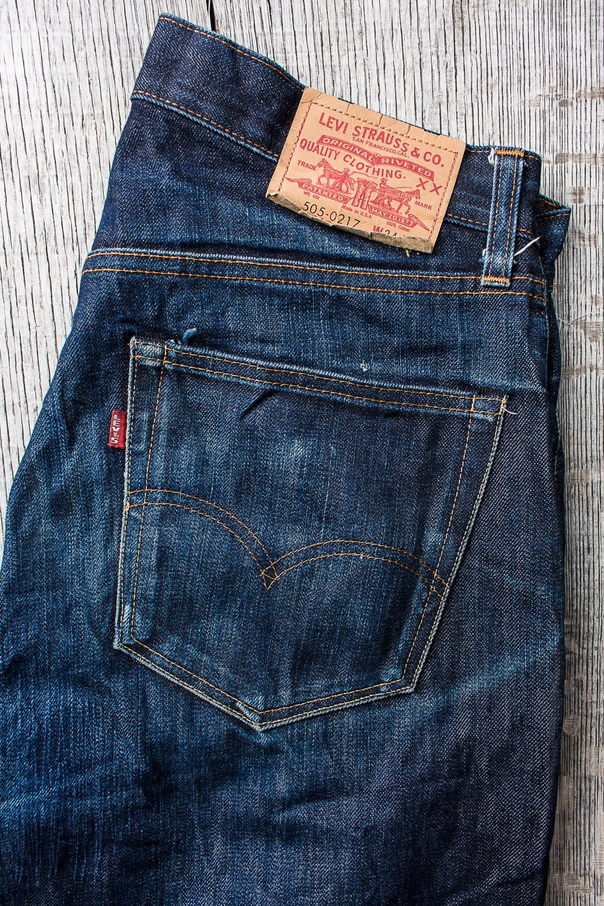 Second Hand Levi's Vintage Clothing Made in USA 1967 505 Jeans W 34