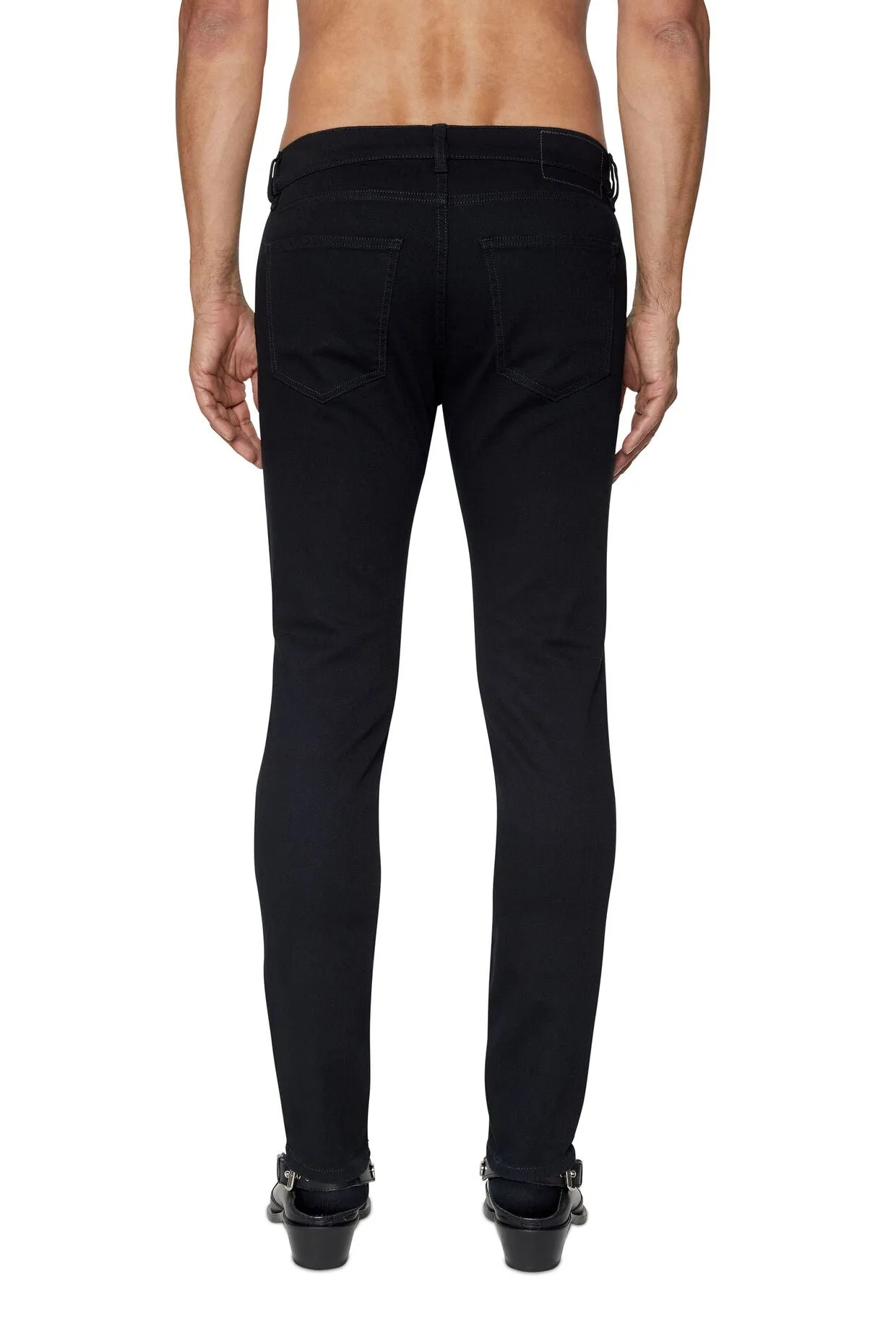 Slim-Fit Stretch Jeans with Regular Waist for Men – James