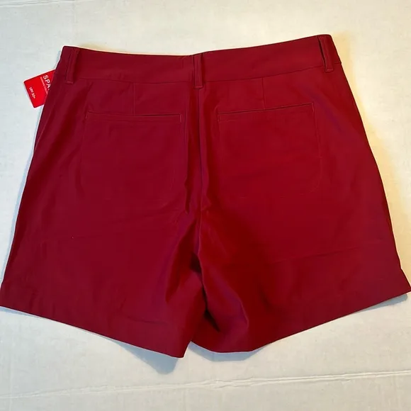 Spanx Medium Shorts Sunshine Short 6” in Dark Cherry UPF 50  back pockets NWT