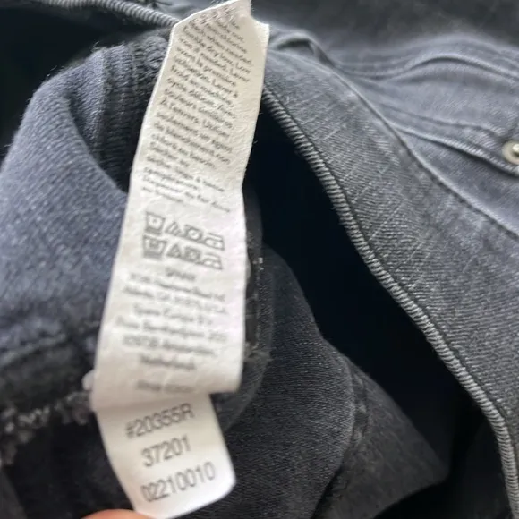 Spanx Straight Leg Jeans in Vintage Black Size MP