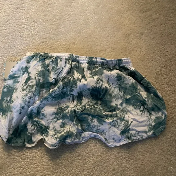 Summer shorts Size Medium