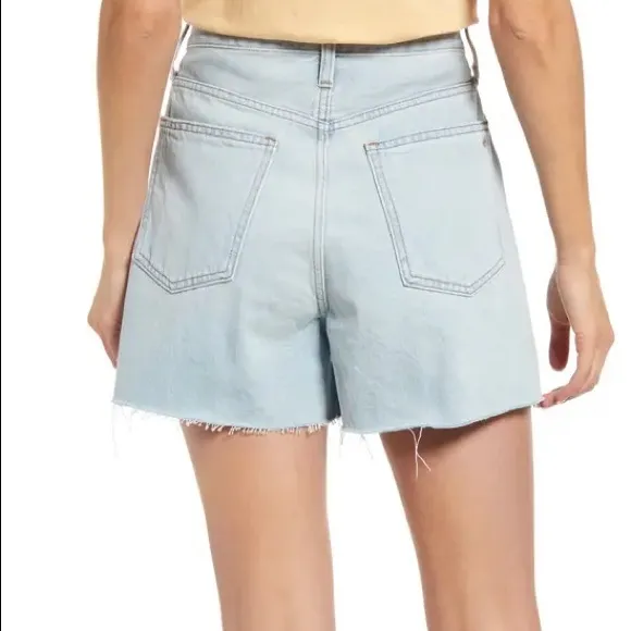 💙The Momjean Short in Fitzgerald Wash Madewell Jean Shorts💙‎