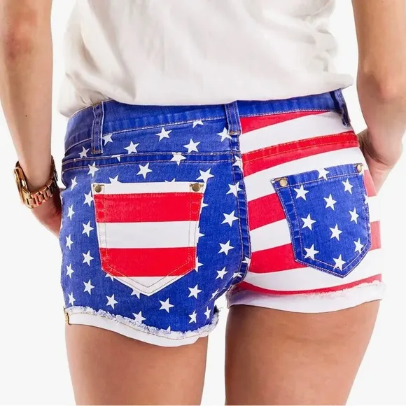 Tipsy Elves Patriotic American Flag Spliced Jean Shorts 💗