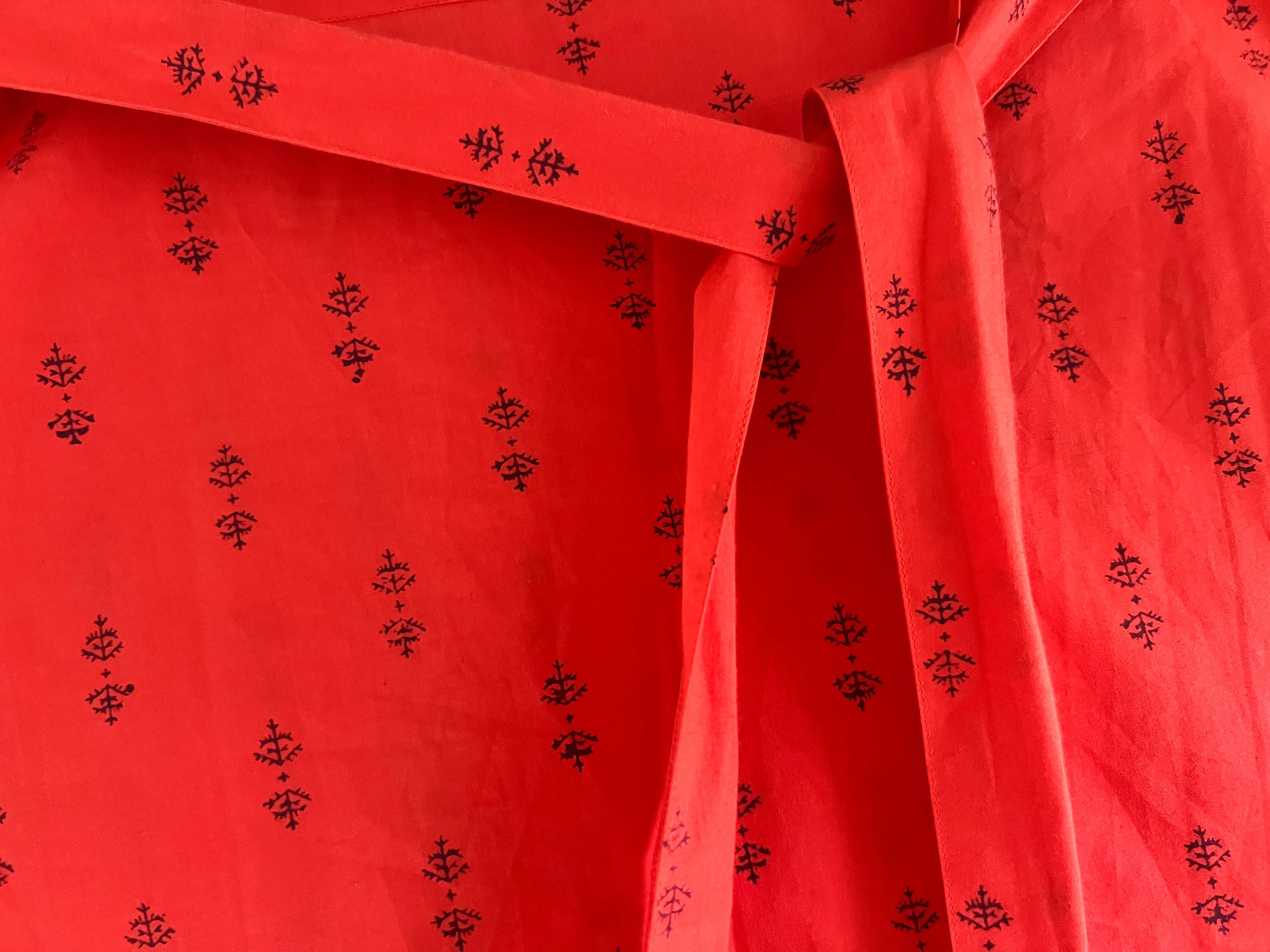 Tomato Staghorn Puff Sleeve Dress
