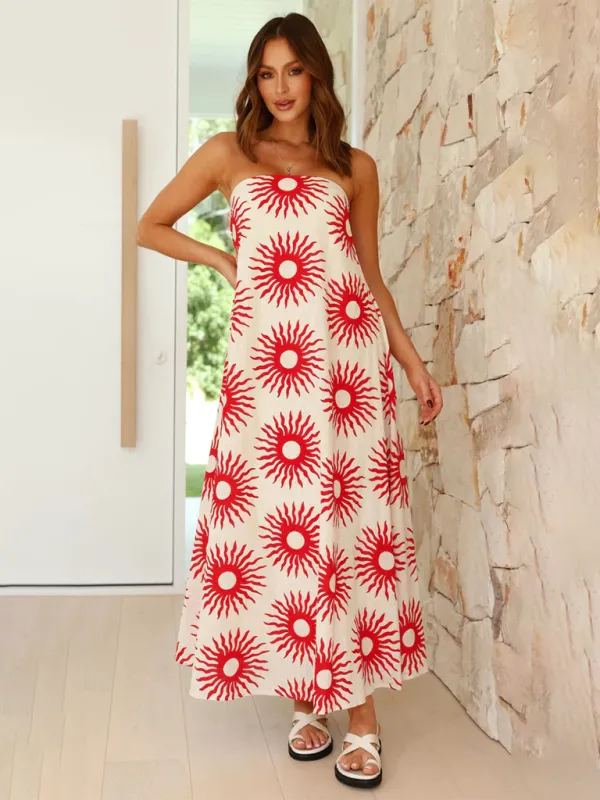 Tropical Print Strapless Maxi Dress with Flowy Design