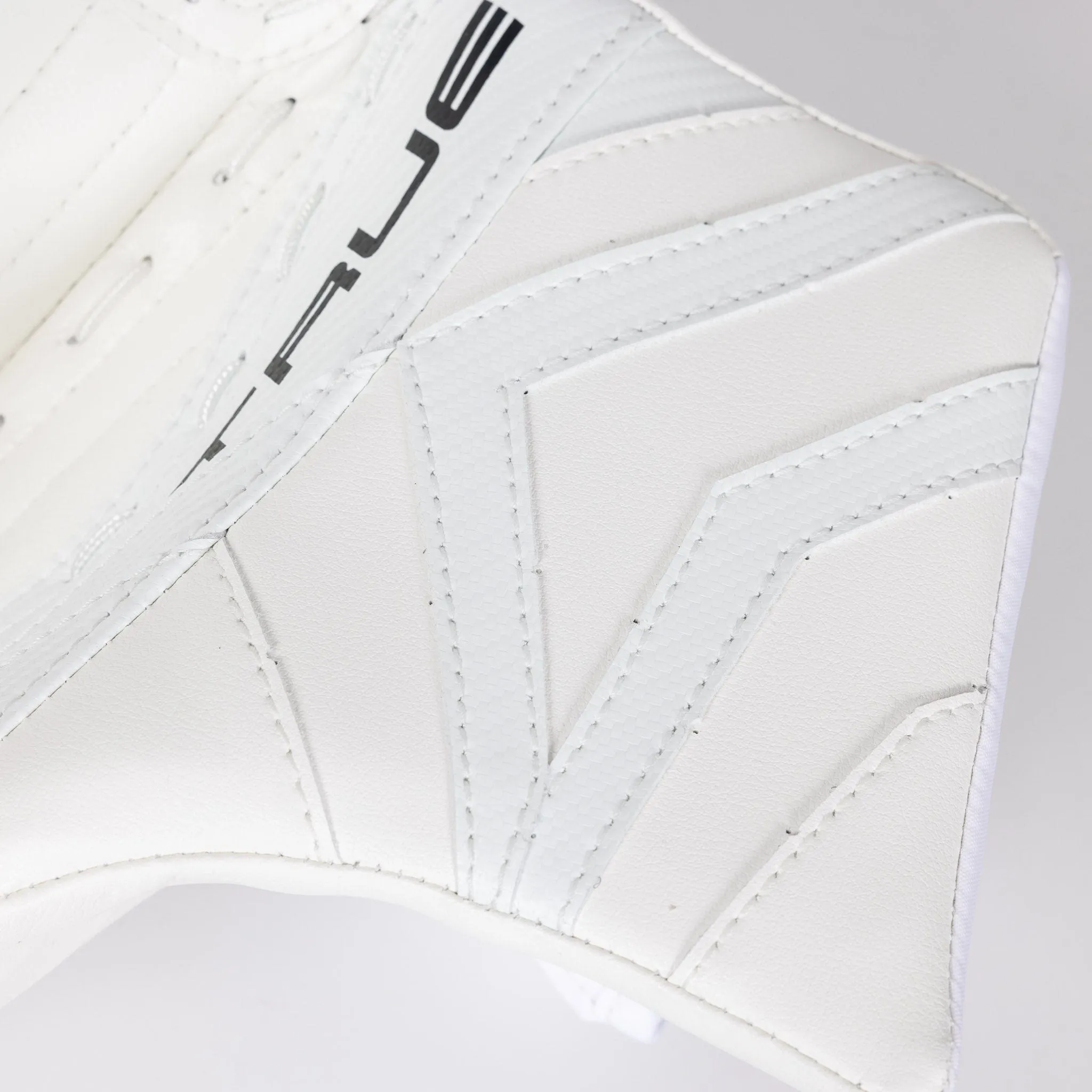 TRUE Catalyst PX5 Senior Goalie Catcher - Domestic 580
