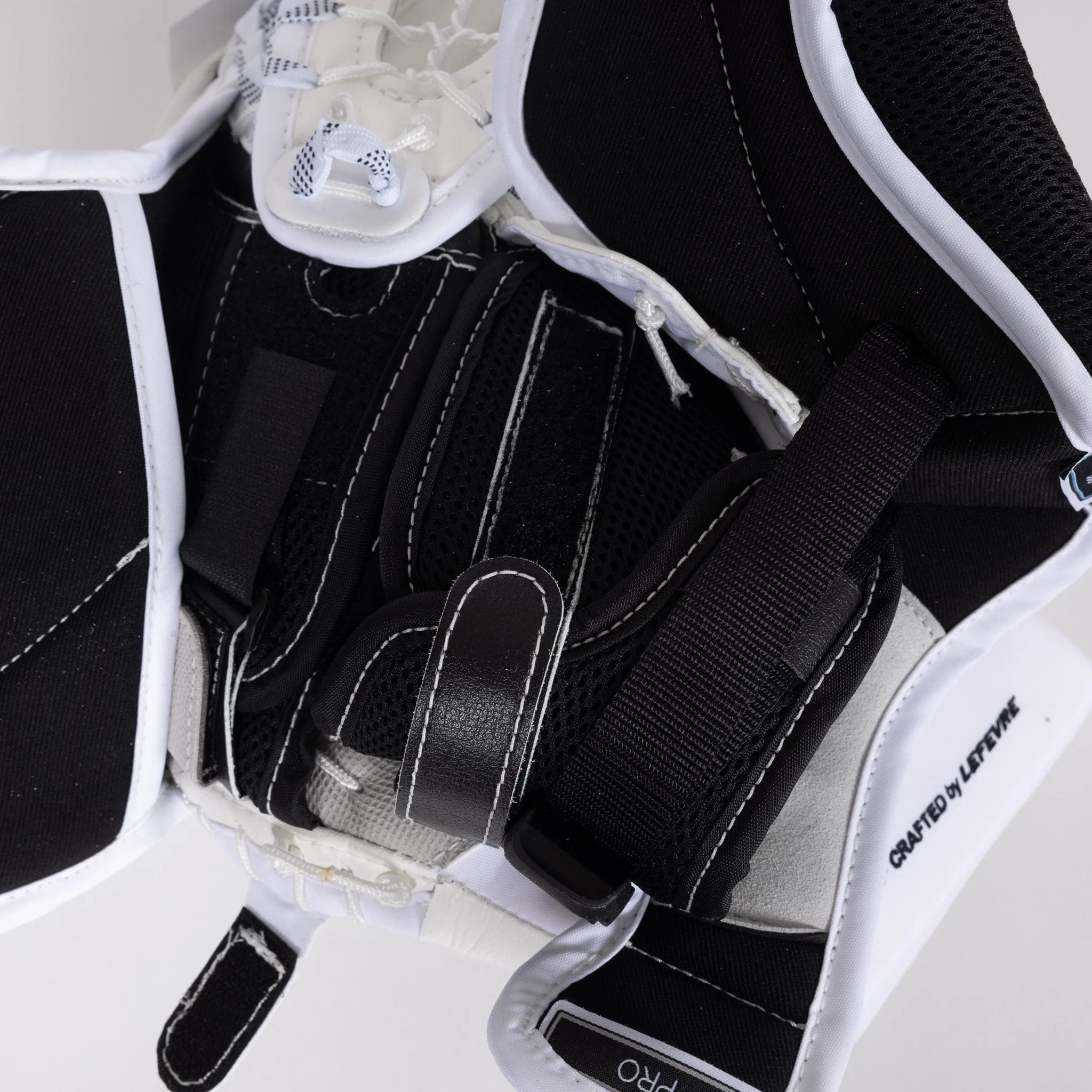 TRUE Catalyst PX5 Senior Goalie Catcher - Domestic 580