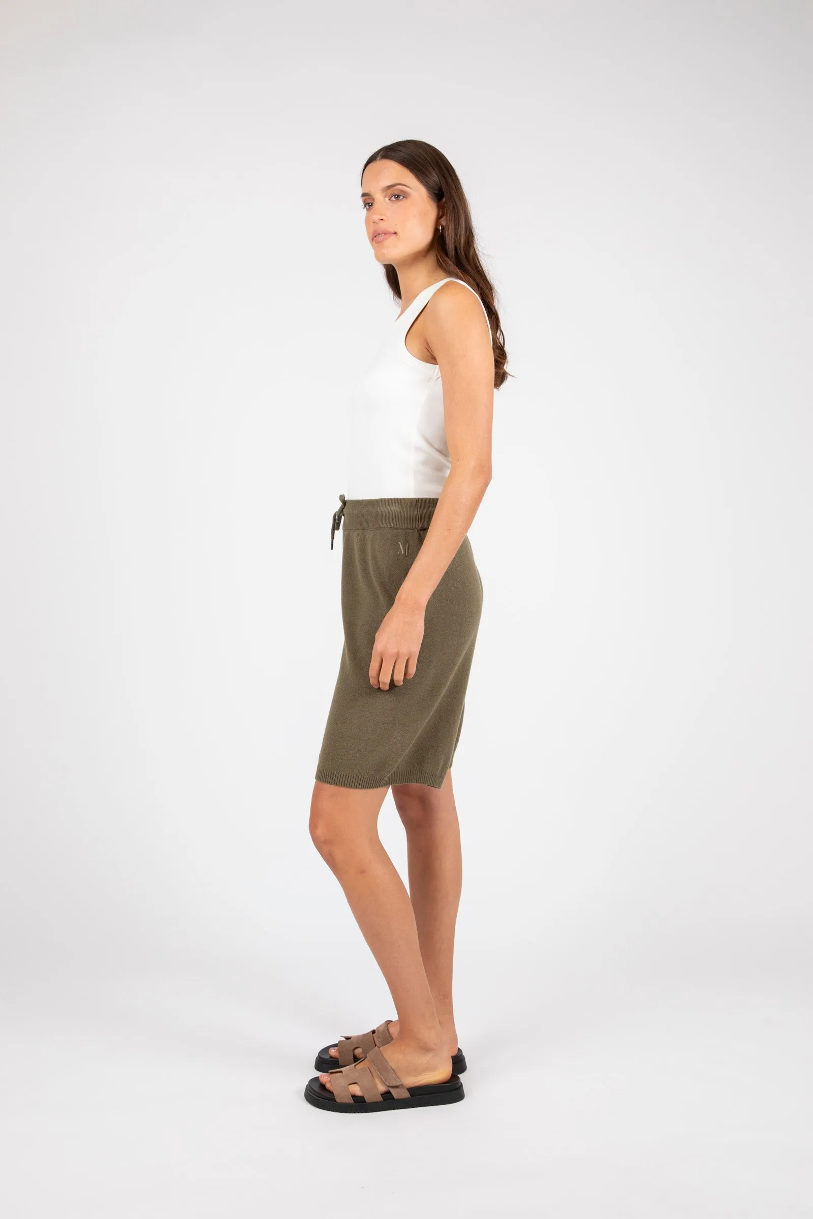 Villa Bermuda Knit Short - Olive