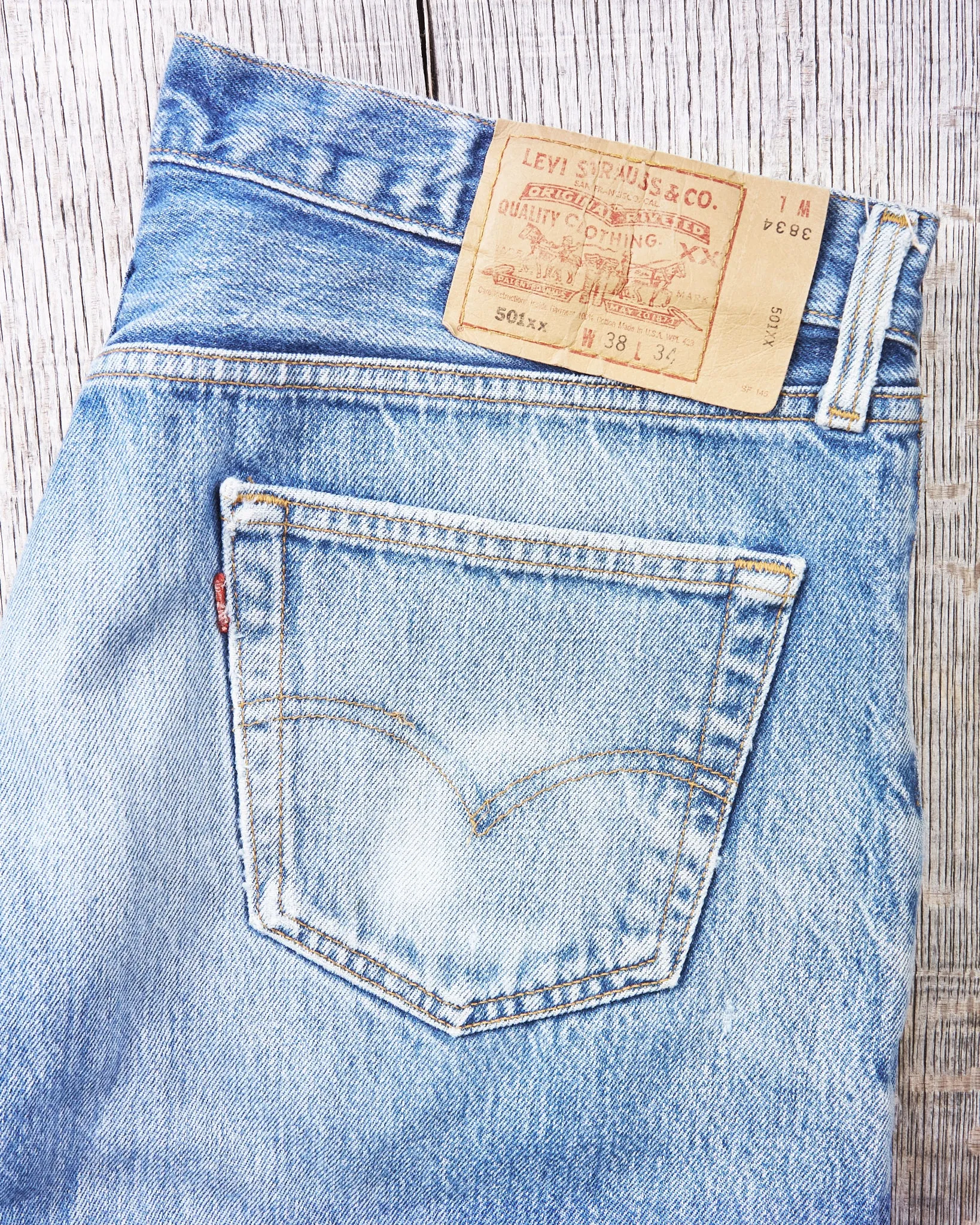 Vintage 1990's Made In USA 501 Levi's Jeans W38 No. 2