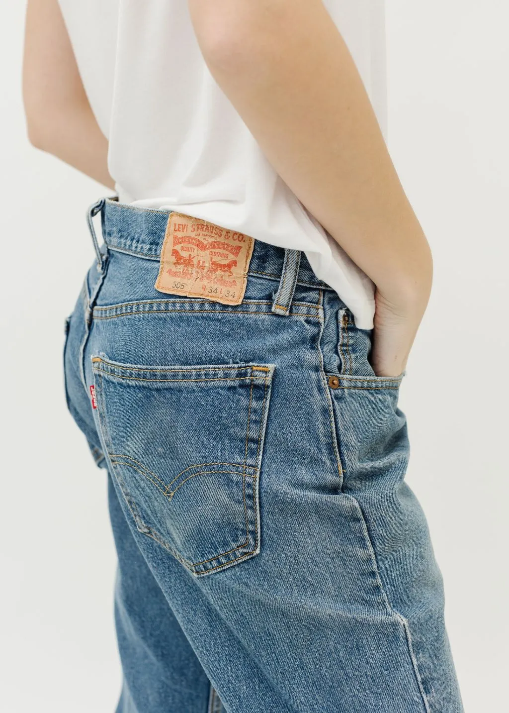Vintage Levi's 505 W34xL34 - Style B
