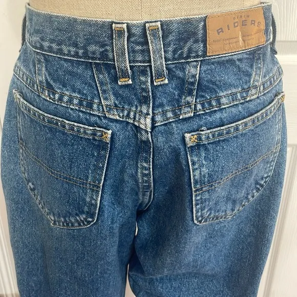 Vintage riders by Lee blue high waisted jeans women’s size 8P