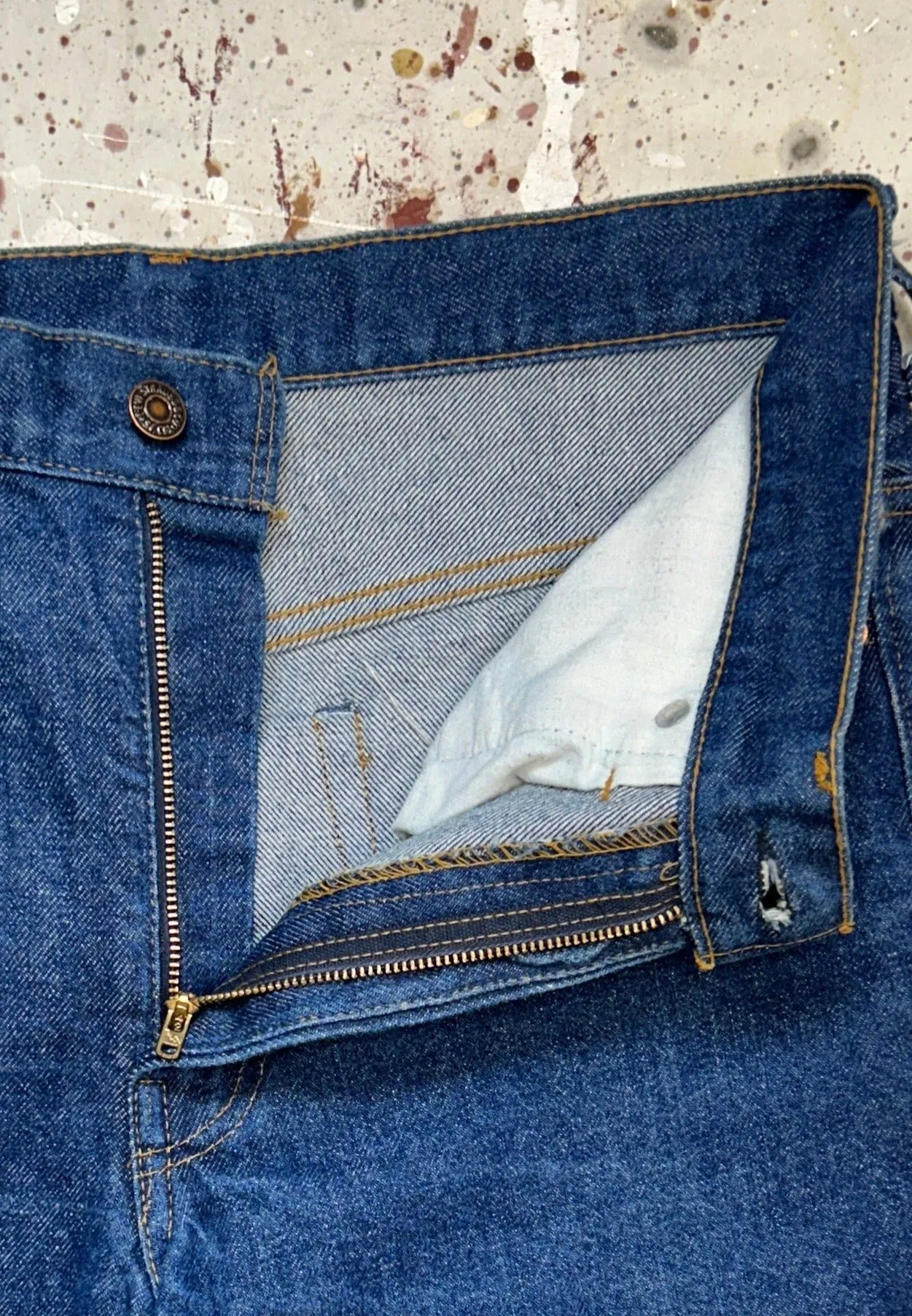 Vintage USA Made Levi 517 Transitional Talon 42 Zip One-Wash Denim Jeans (JYJ0424-170)