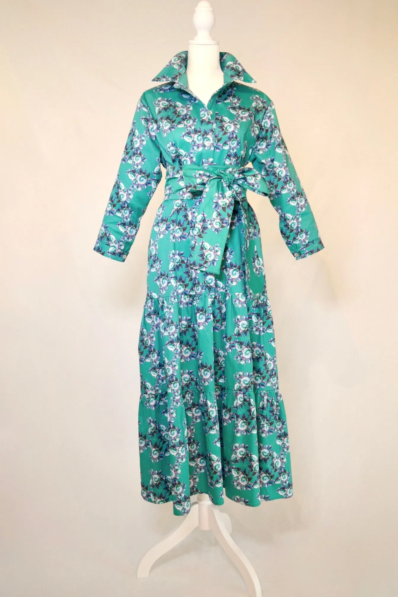 Waverly Tiered in Smoky Navy on Vermillion Camellia