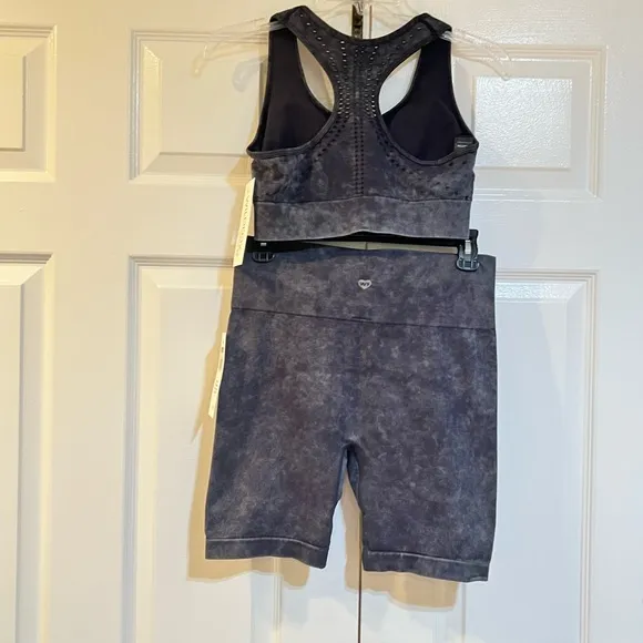 WILDFOX SWEAT-Black Stonewash Look-Laser Detail Sports Bra &amp; Bike Short SET-Sz M
