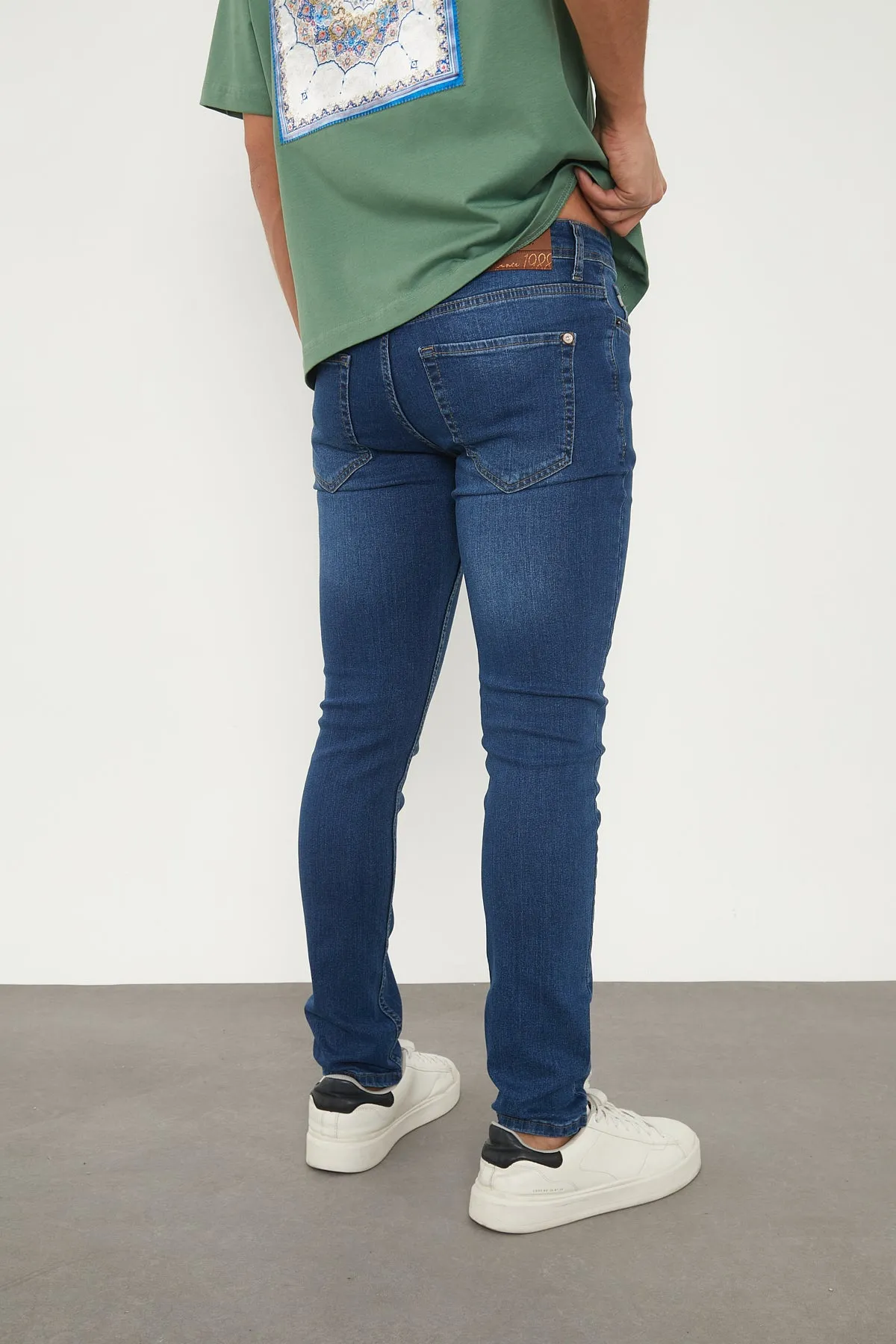 Wolfe Denim Slim Fit Jeans – Deep Blue