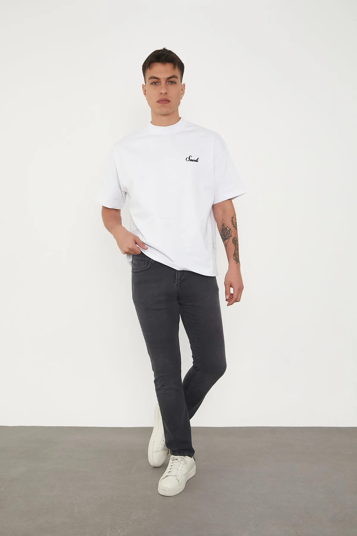 Wolfe Denim Slim Fit Jeans – Washed Black