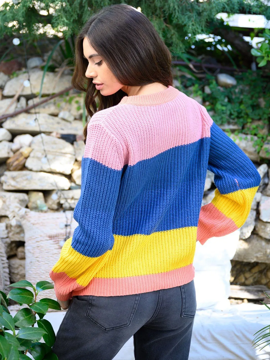 WOMEN'S LONG SLEEVE COLOR BLOCK SWEATER