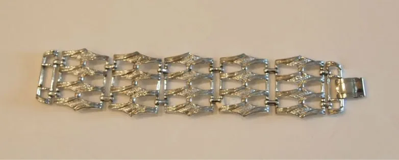 Wonderful Weave Statement Vintage Bracelet
