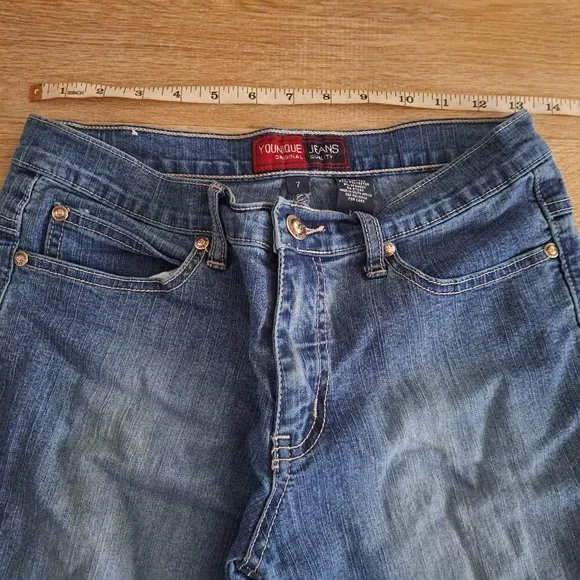 Younique Vintage Embroidered Blue Denim Bell Bottoms Jeans Size 7